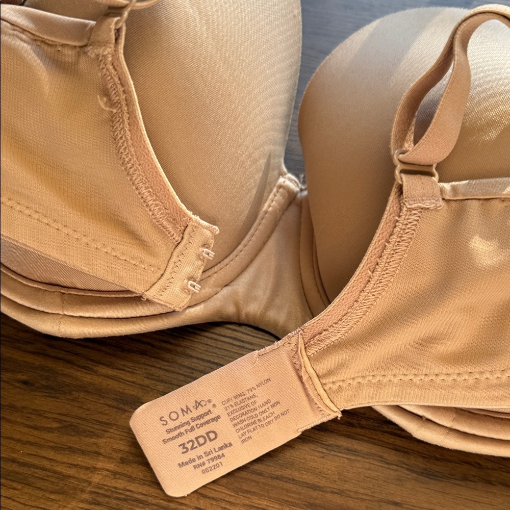 Soma Stunning Support Smooth Full Coverage Tan Nude Bra - Picture 2 of 5